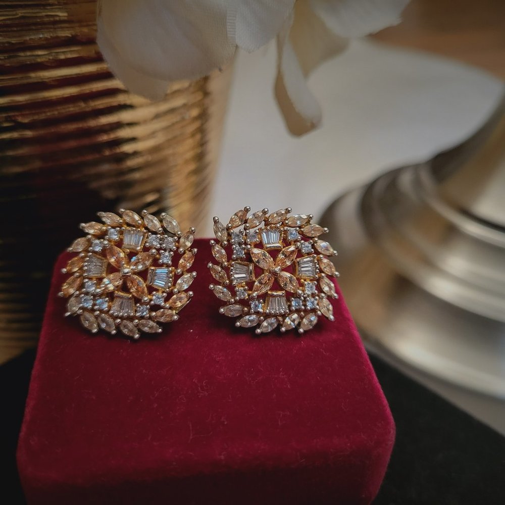 Pre-owned silver and champagne earrings